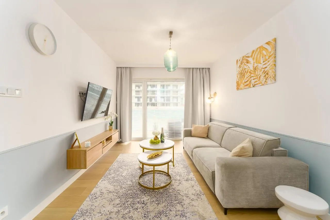 Polanki Aqua Apartamenty Nielimitowany Dostep Do Basenow Parking Free Kolobrzeg Poland
