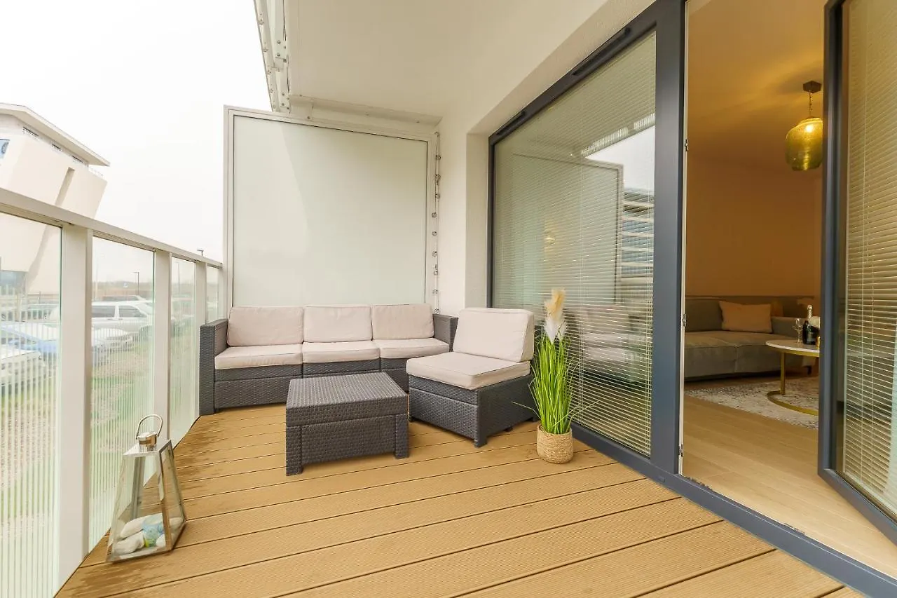 Polanki Aqua Apartamenty Nielimitowany Dostep Do Basenow Parking Free Kolobrzeg Apartment