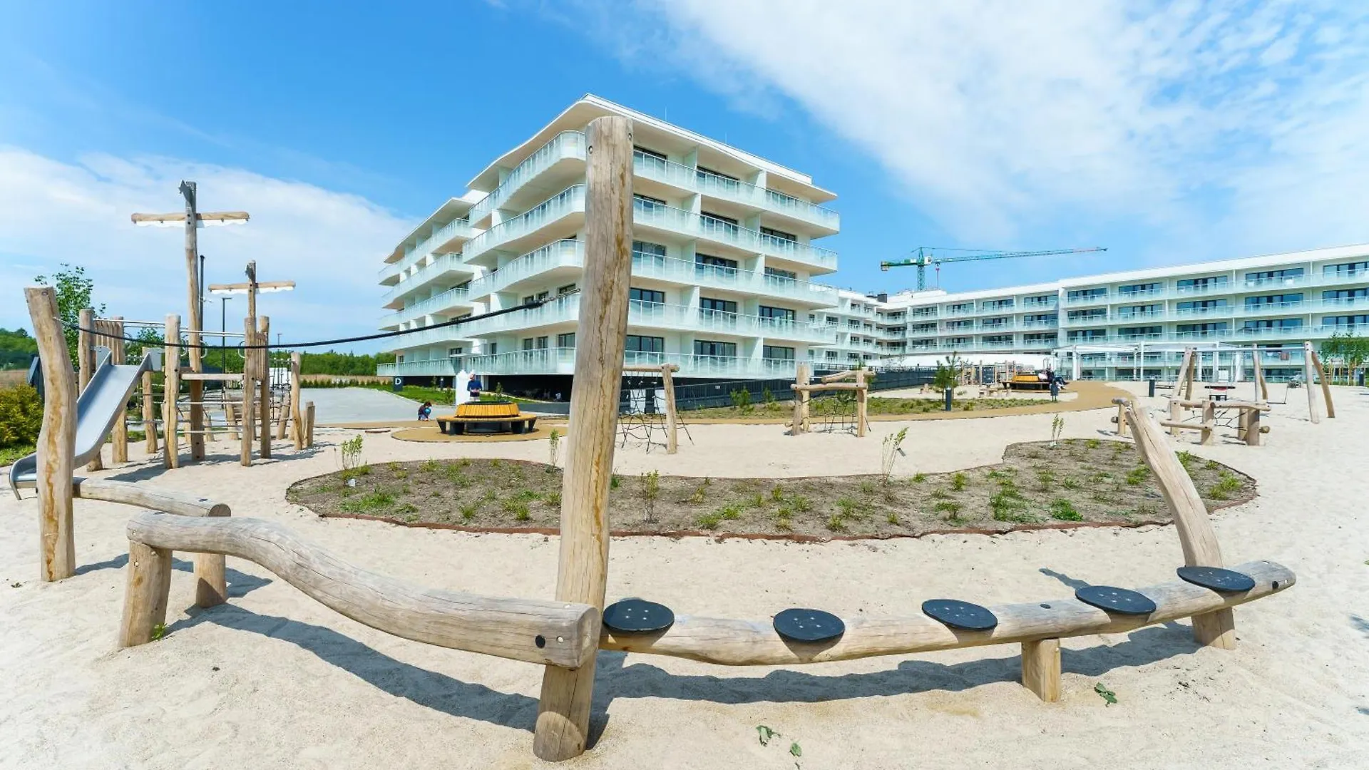 Polanki Aqua Apartamenty Nielimitowany Dostep Do Basenow Parking Free Kolobrzeg Apartment