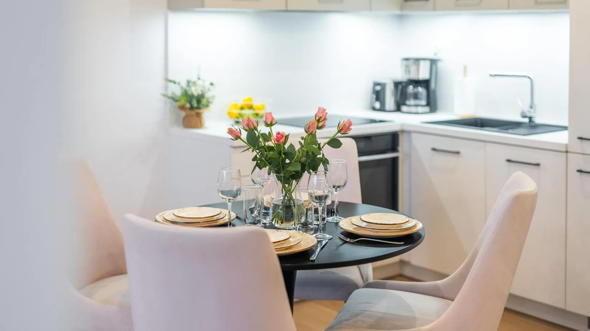 Polanki Aqua Apartamenty Nielimitowany Dostep Do Basenow Parking Free Kolobrzeg Apartment