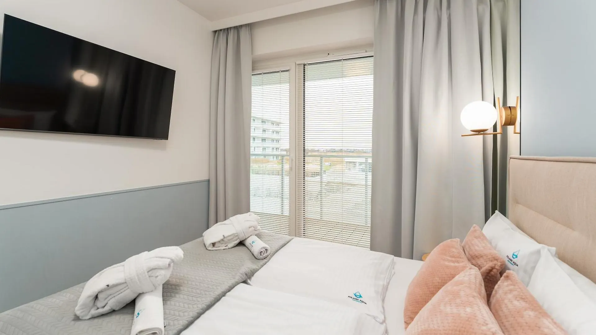 Polanki Aqua Apartamenty Nielimitowany Dostep Do Basenow Parking Free Kolobrzeg Poland